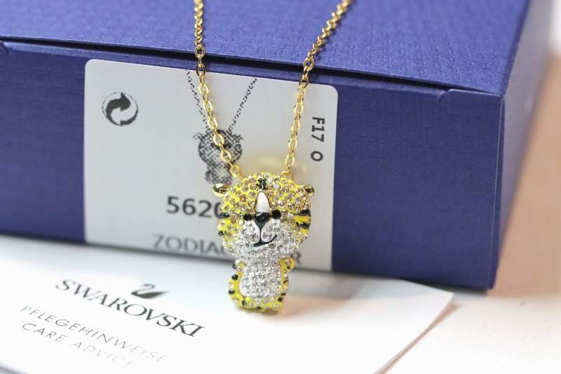 Swarovski Necklace 03lyr97 (1)